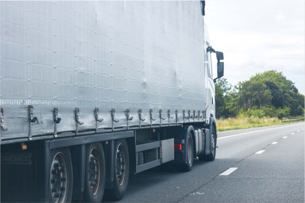 Moving Made Easy: 7 Benefits of Renting a Truck from Logistics247.ca